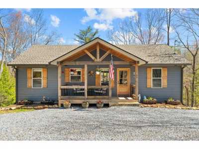 Home For Sale in Chatsworth, Georgia