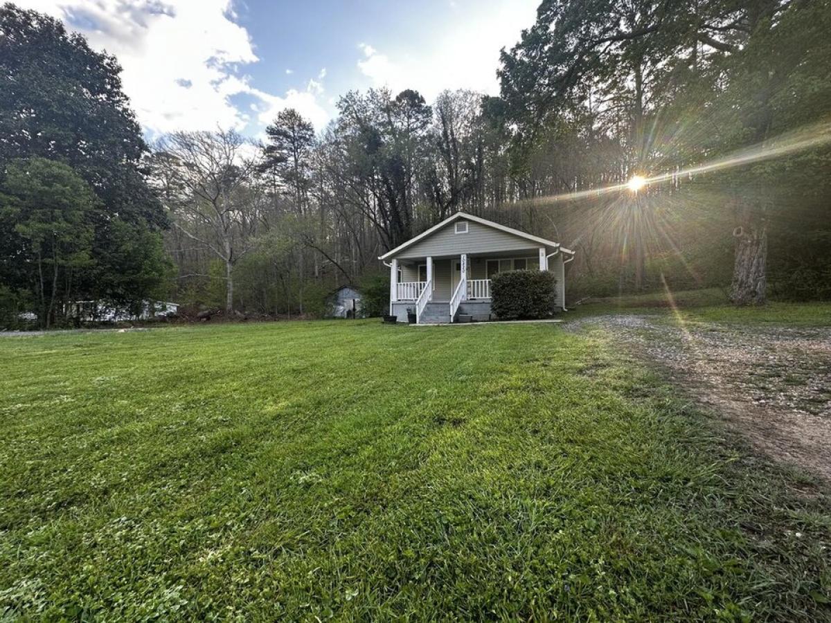 Picture of Home For Sale in Soddy Daisy, Tennessee, United States