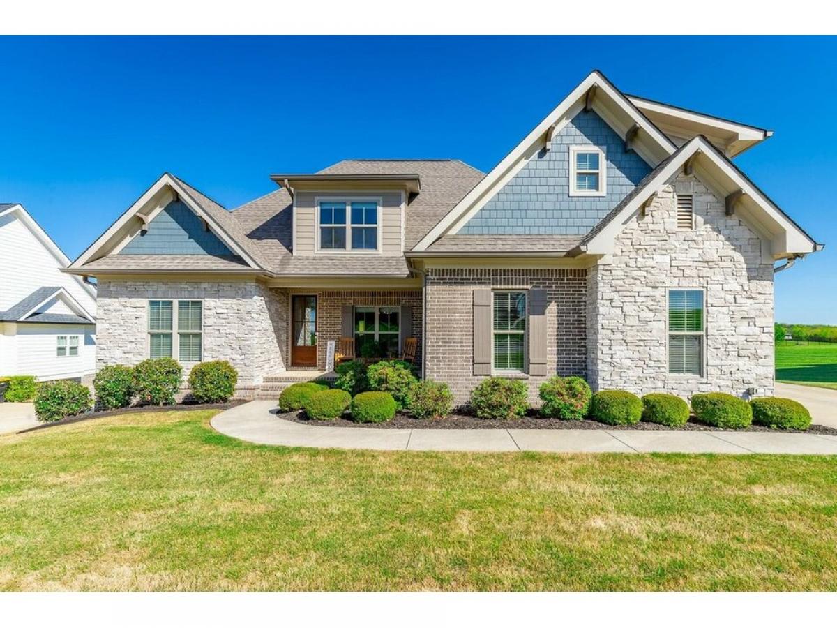 Picture of Home For Sale in Harrison, Tennessee, United States