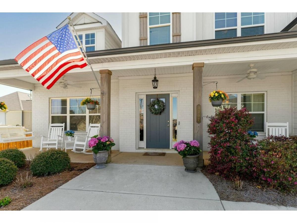 Picture of Home For Sale in Apison, Tennessee, United States