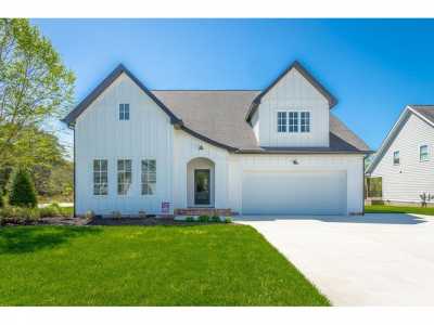 Home For Sale in Apison, Tennessee