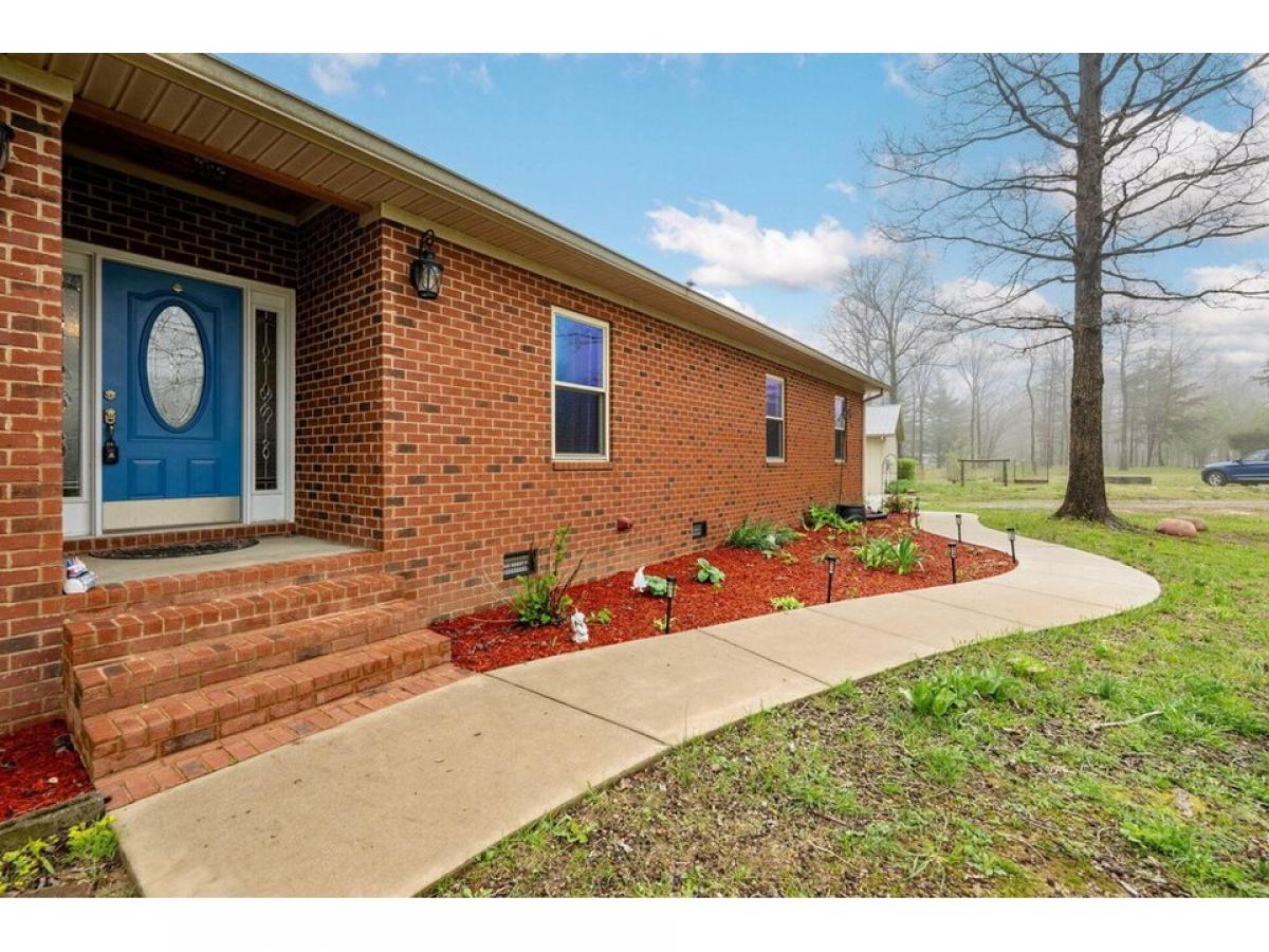 Picture of Home For Sale in Menlo, Georgia, United States