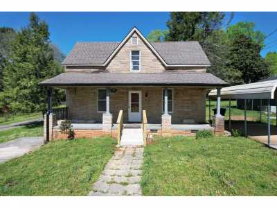 Home For Sale in Athens, Tennessee