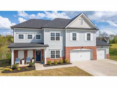 Home For Sale in Soddy Daisy, Tennessee