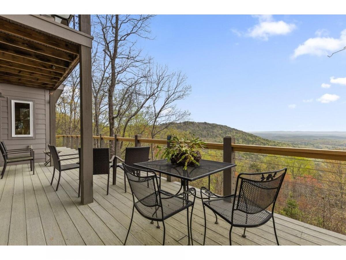 Picture of Home For Sale in Gaylesville, Alabama, United States