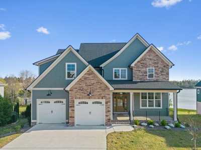 Home For Sale in Fort Oglethorpe, Georgia