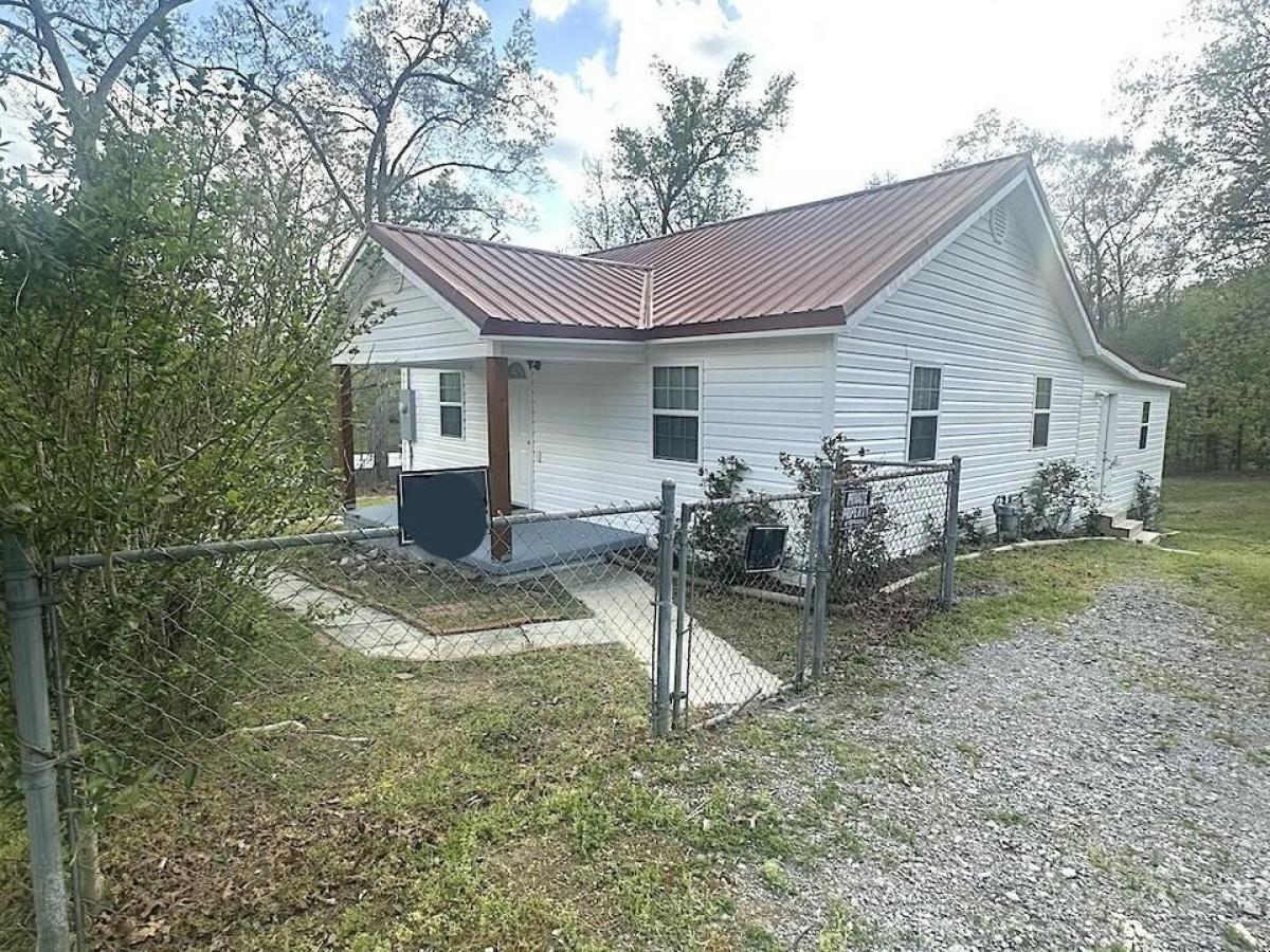 Picture of Home For Sale in Lafayette, Georgia, United States
