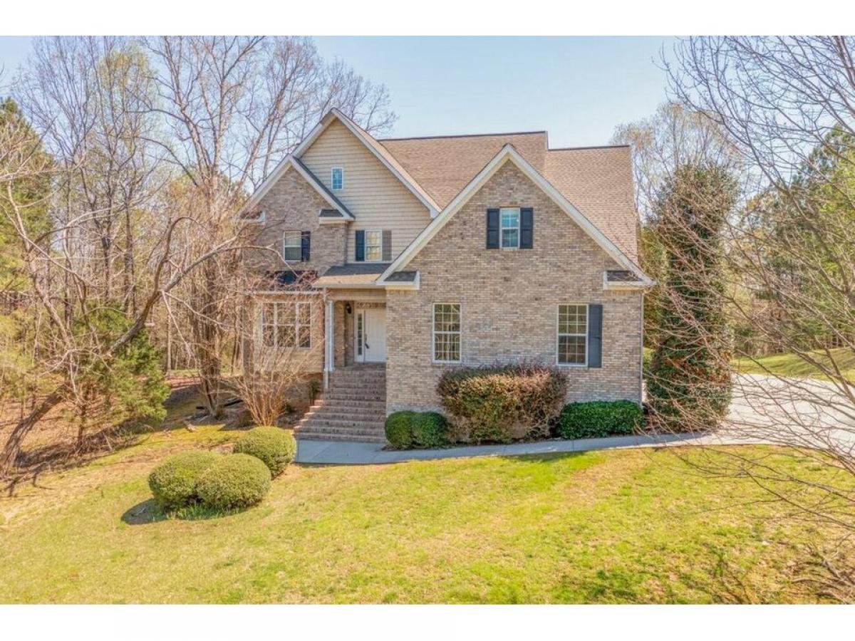 Picture of Home For Sale in Dalton, Georgia, United States