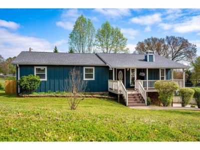 Home For Sale in Soddy Daisy, Tennessee