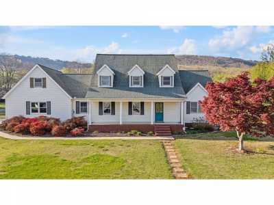 Home For Sale in Kimball, Tennessee
