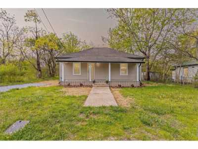 Home For Sale in Lafayette, Georgia