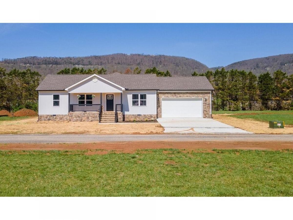 Picture of Home For Sale in Dunlap, Tennessee, United States