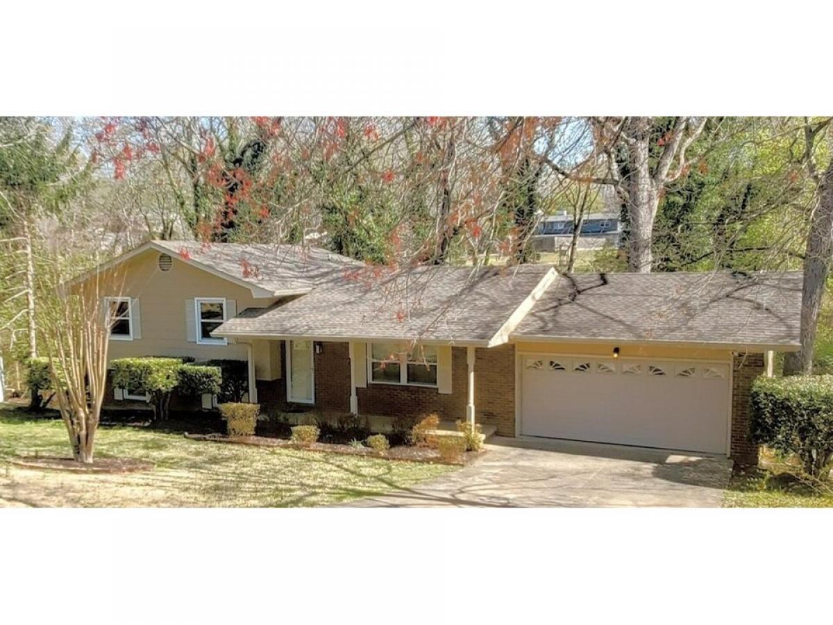 Picture of Home For Sale in Hixson, Tennessee, United States