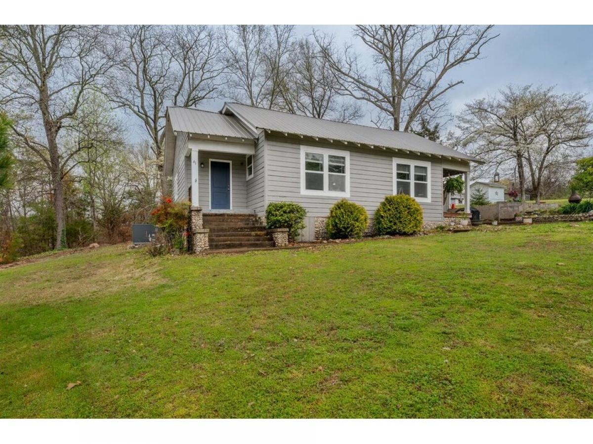 Picture of Home For Sale in Rossville, Georgia, United States