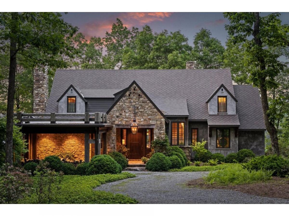 Picture of Home For Sale in Rising Fawn, Georgia, United States