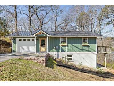 Home For Sale in Soddy Daisy, Tennessee
