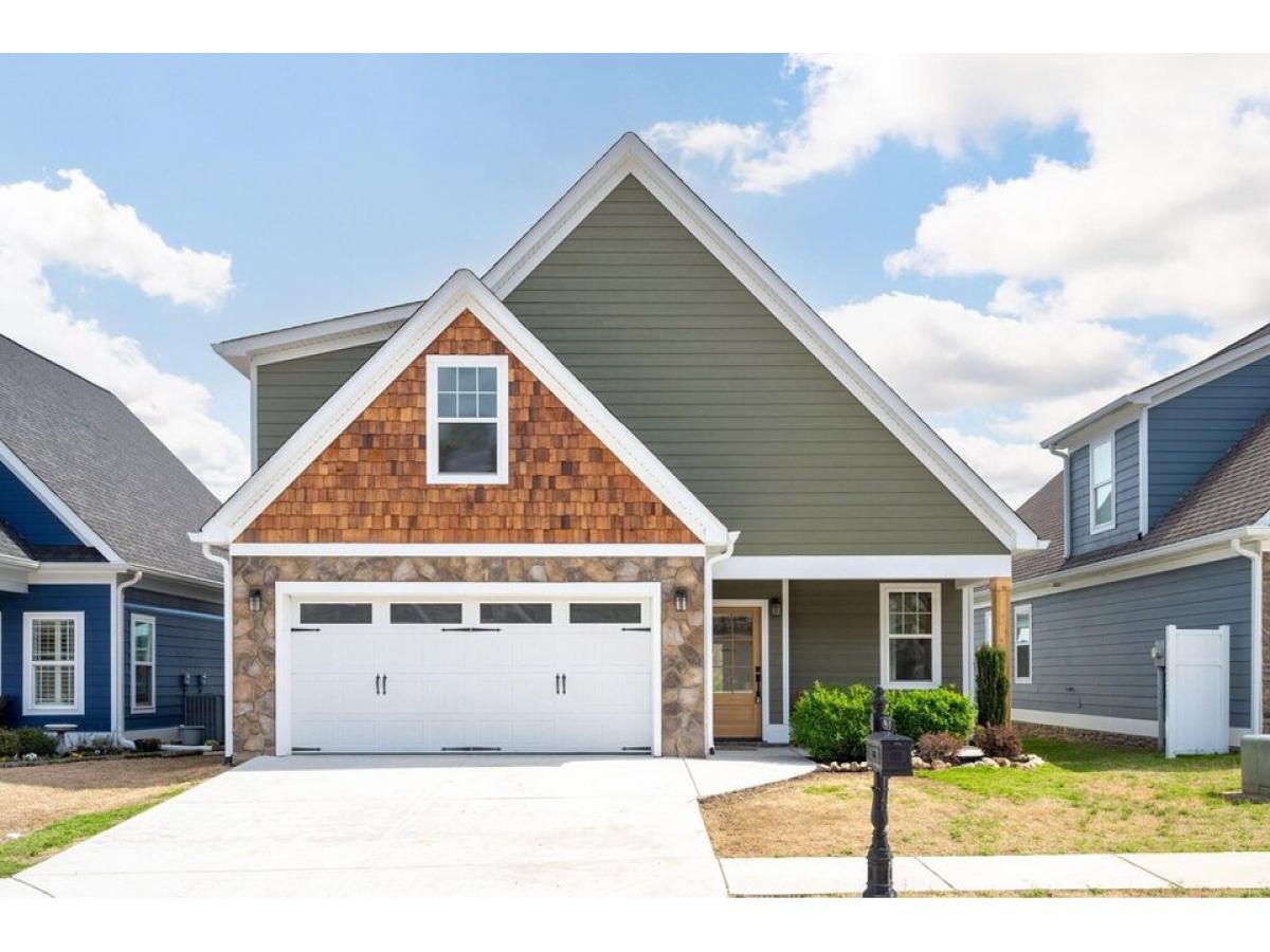 Picture of Home For Sale in Ringgold, Georgia, United States