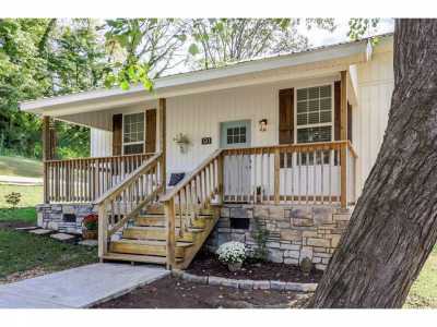 Home For Sale in Calhoun, Georgia