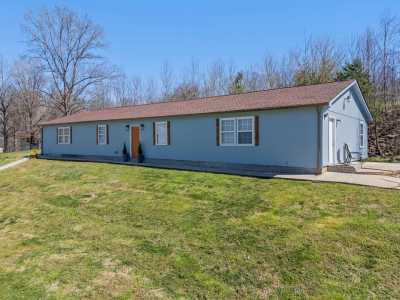 Home For Sale in Dayton, Tennessee