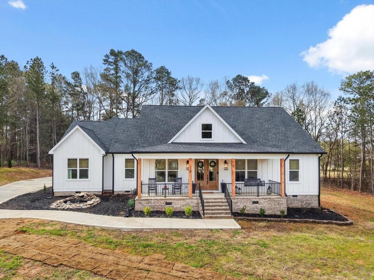Picture of Home For Sale in Chatsworth, Georgia, United States