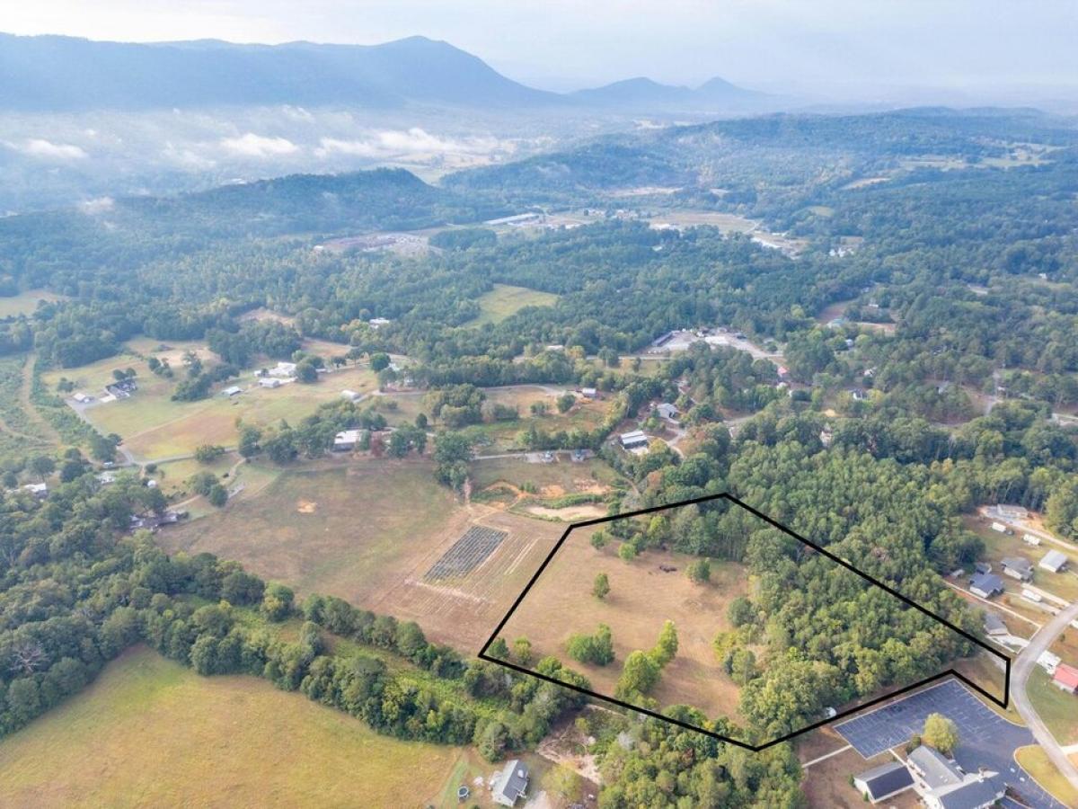 Picture of Residential Land For Sale in Benton, Tennessee, United States