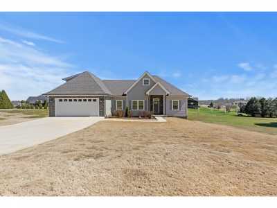 Home For Sale in Dayton, Tennessee