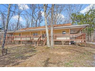 Home For Sale in Dunlap, Tennessee