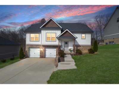 Home For Sale in Hixson, Tennessee