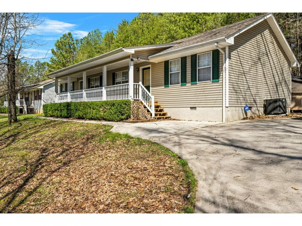 Picture of Home For Sale in Harrison, Tennessee, United States