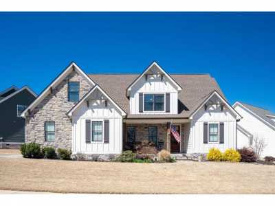 Home For Sale in Ringgold, Georgia
