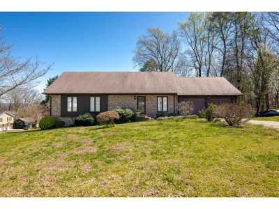 Home For Sale in Hixson, Tennessee