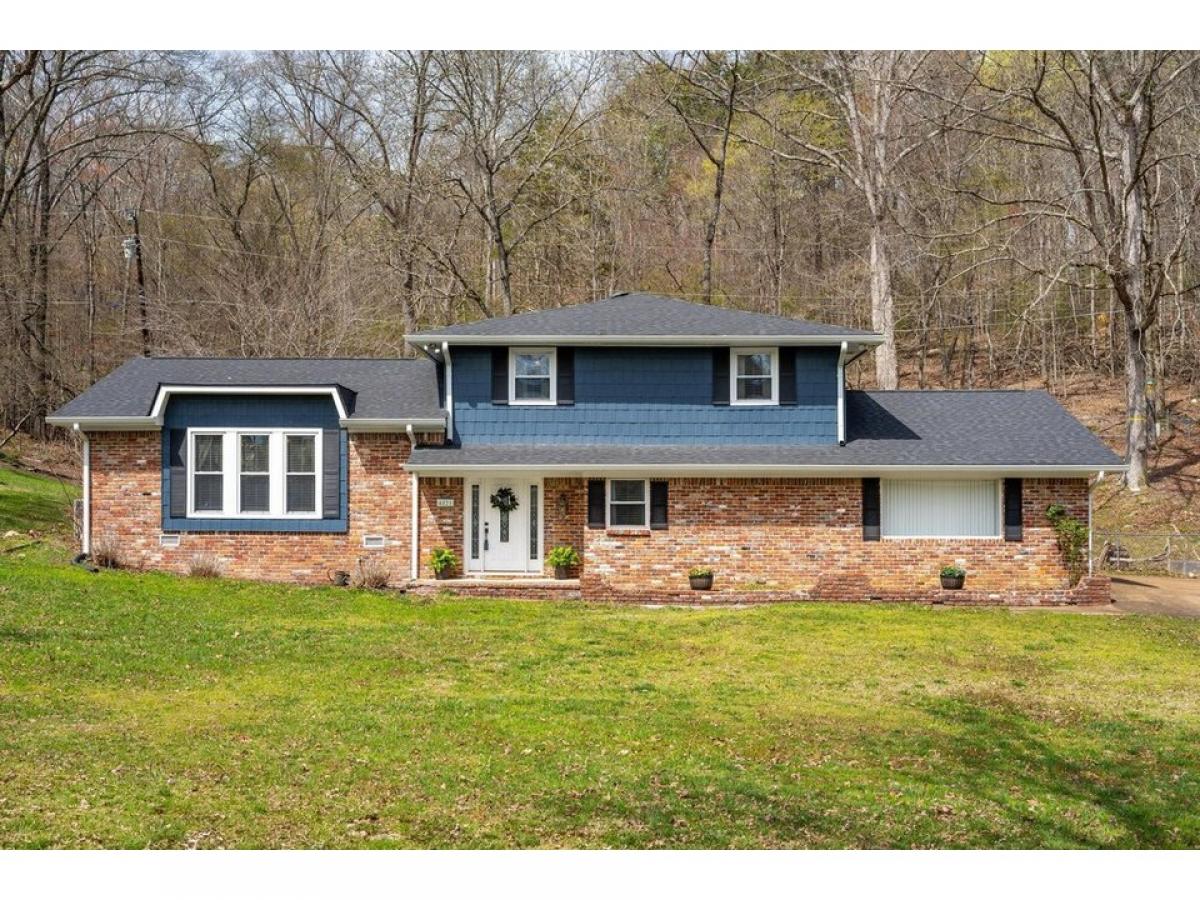 Picture of Home For Sale in Hixson, Tennessee, United States