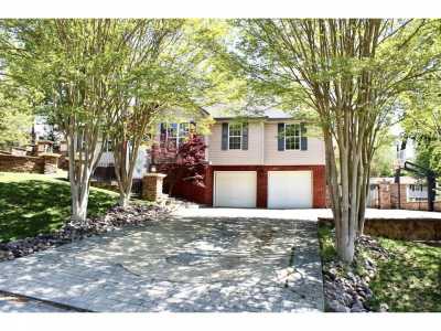 Home For Sale in Soddy Daisy, Tennessee