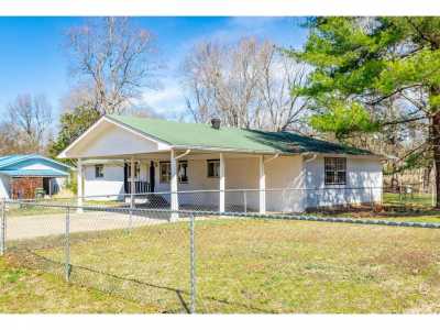 Home For Sale in Hixson, Tennessee