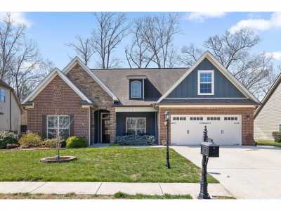 Home For Sale in Hixson, Tennessee