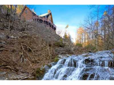 Home For Sale in Chatsworth, Georgia