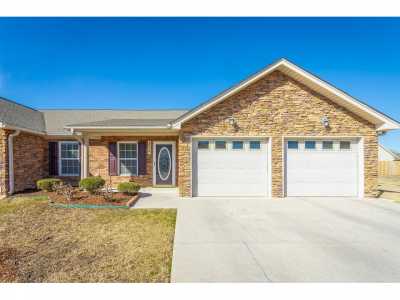 Home For Sale in Rossville, Georgia