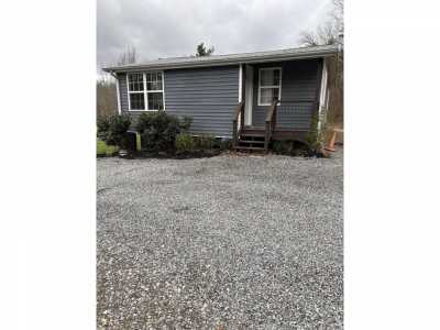 Home For Sale in Dunlap, Tennessee