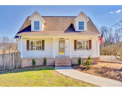 Home For Sale in Ringgold, Georgia