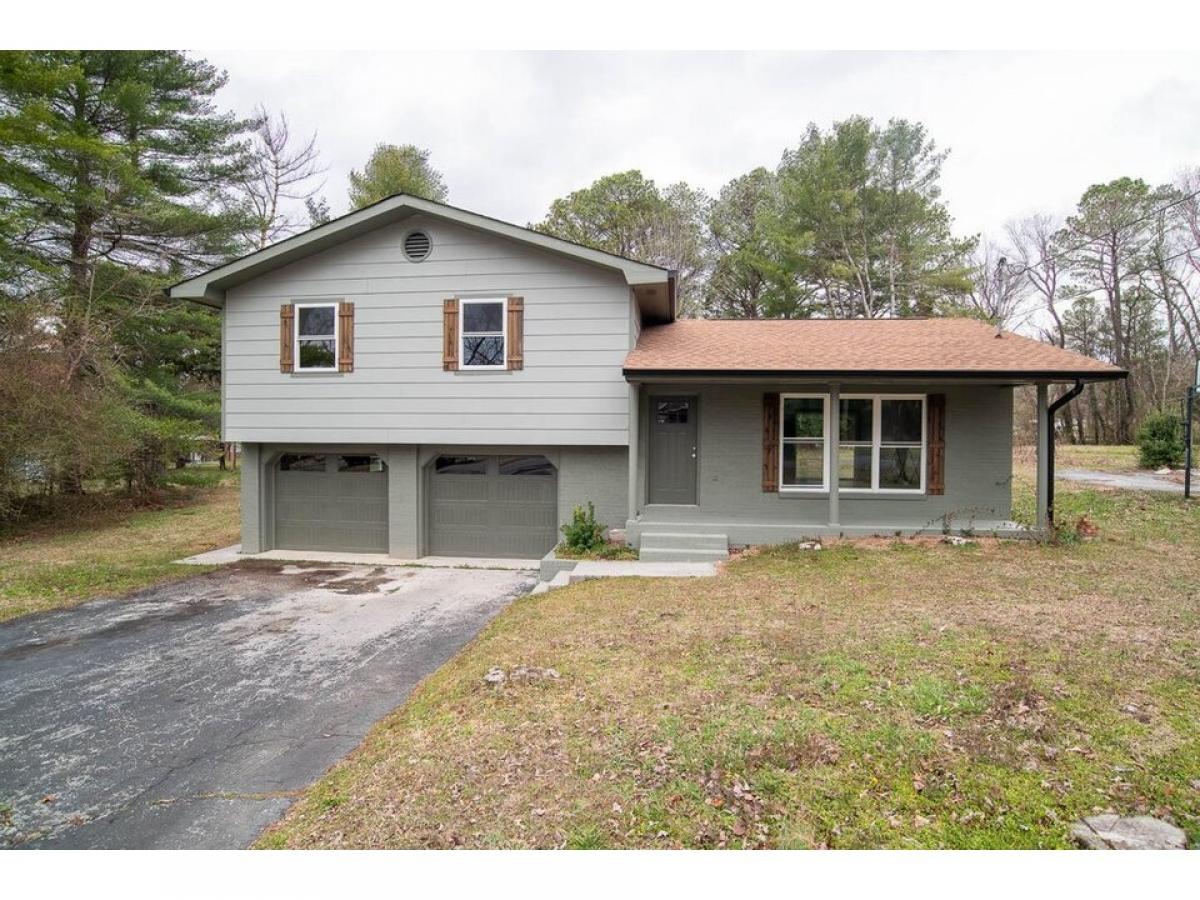 Picture of Home For Sale in Ringgold, Georgia, United States