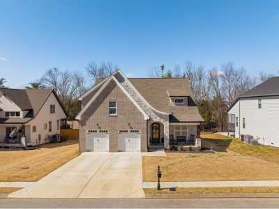 Home For Sale in Ooltewah, Tennessee