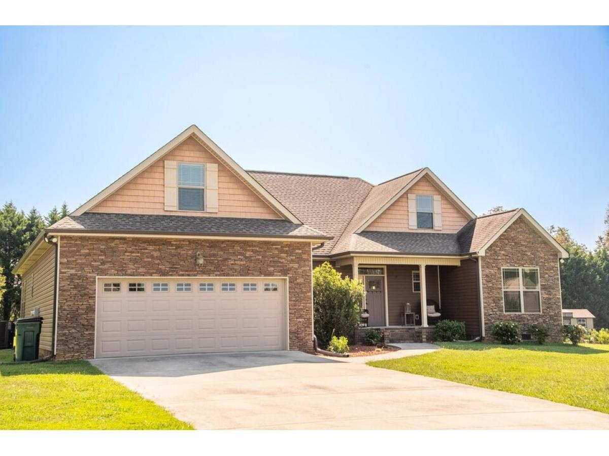 Picture of Home For Sale in Rock Spring, Georgia, United States