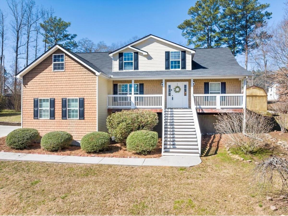 Picture of Home For Sale in Dalton, Georgia, United States