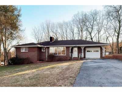 Home For Sale in Ooltewah, Tennessee