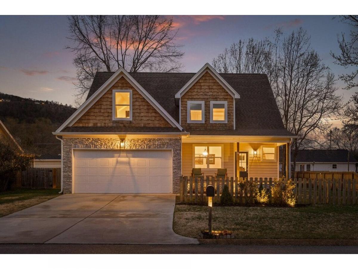 Picture of Home For Sale in Soddy Daisy, Tennessee, United States