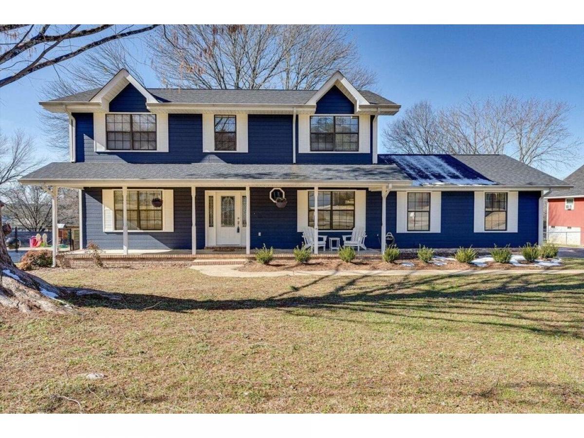 Picture of Home For Sale in Ringgold, Georgia, United States