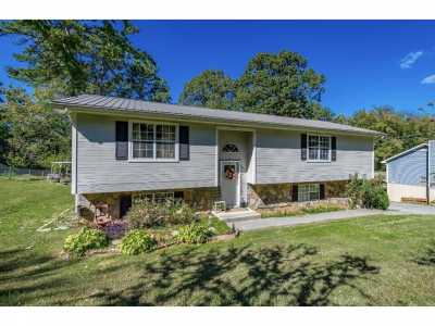 Home For Sale in Ooltewah, Tennessee