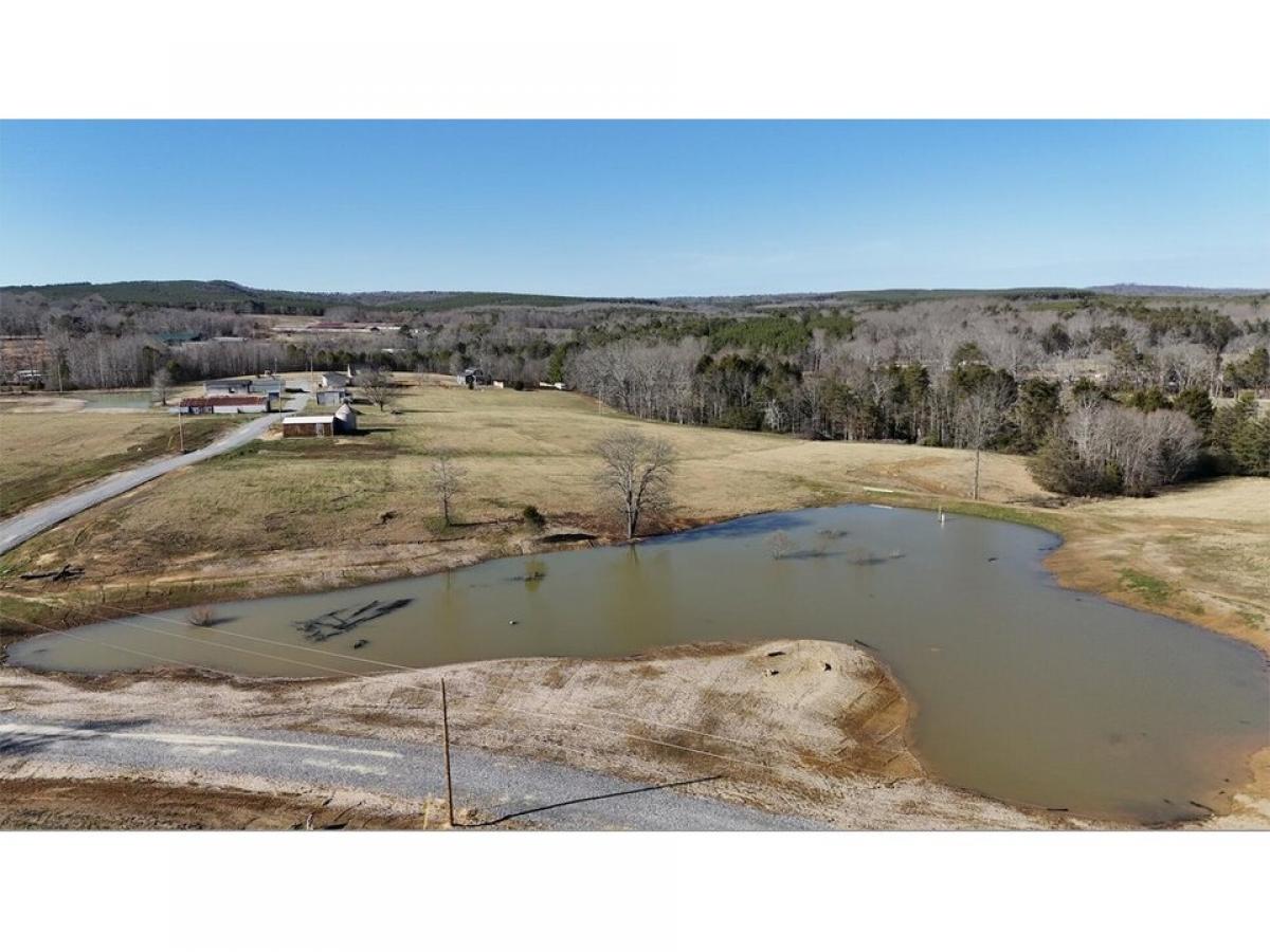Picture of Residential Land For Sale in Graysville, Tennessee, United States