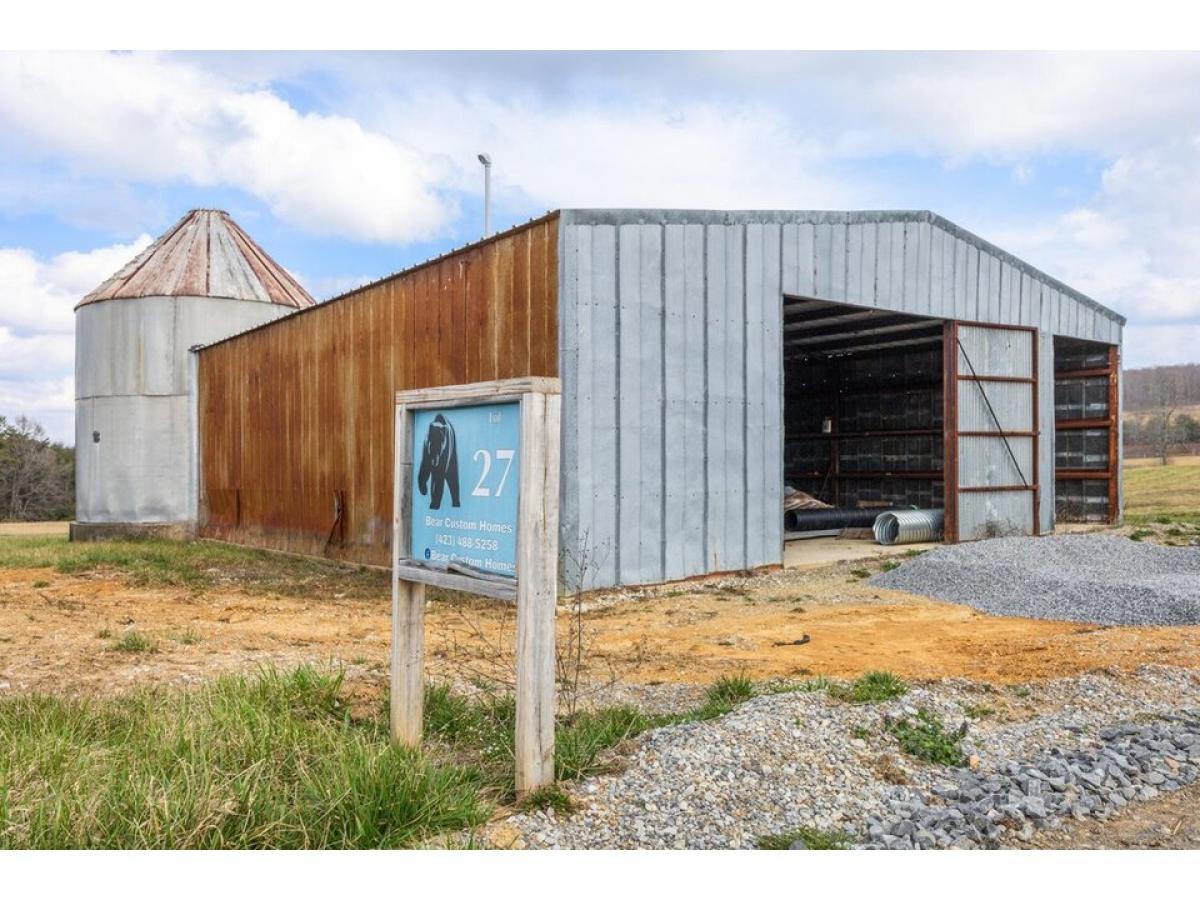 Picture of Residential Land For Sale in Graysville, Tennessee, United States