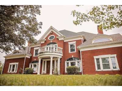 Home For Sale in Highland, Arkansas
